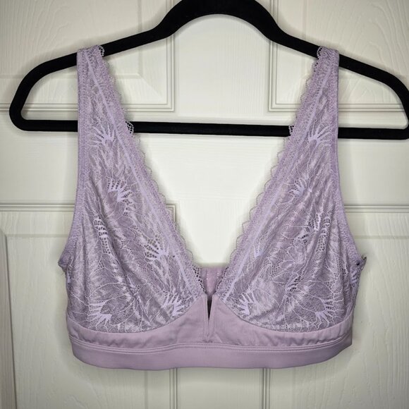 Three Like New UCA Bras - BLUE ONE IS NEW WITH TAGS! - Picture 12 of 16